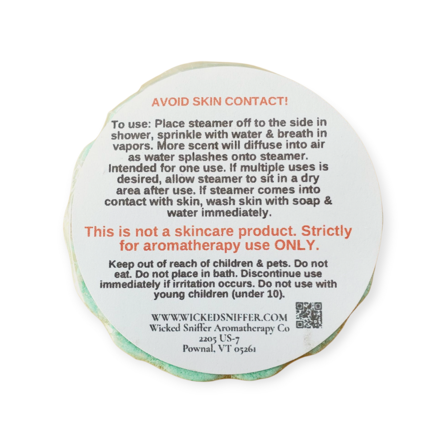 Round product label with text on a white background