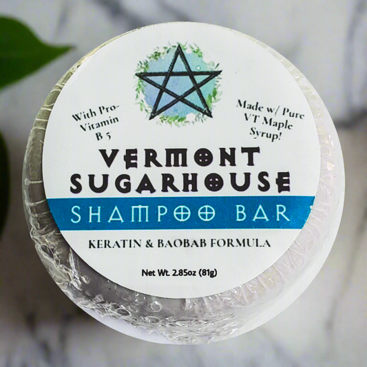 Vermont Sugar House scented shampoo bar with pure maple syrup, pro-vitamin b5, keratin and baobab proteins. 