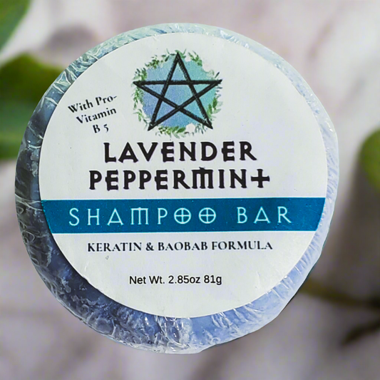 Lavender Peppermint scented shampoo bar with pro-vitamin b5, baobab, and keratin proteins.